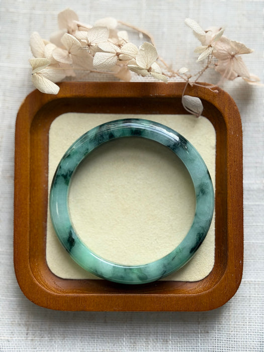 Spicy Green Jadeite Bangle
