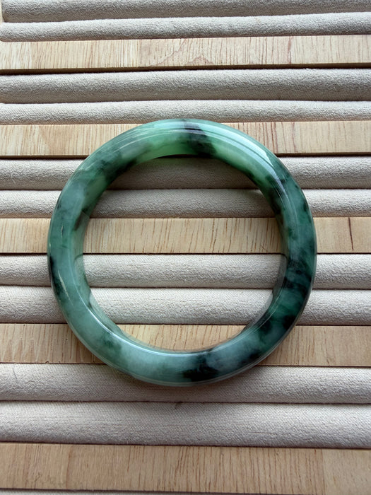 Spicy Green Jadeite Bangle