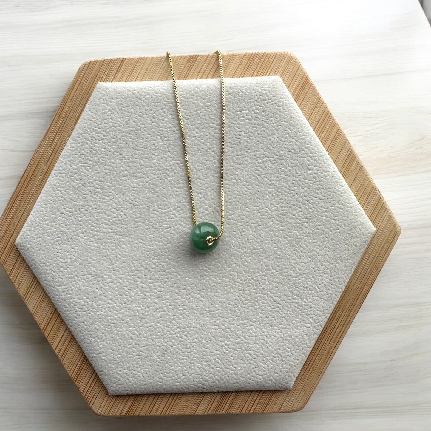 Jadeite Donuts - 18k Gold [Inner Clasp]