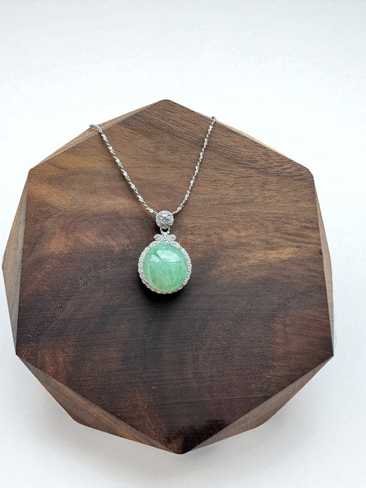 Green Round Jadeite Necklace