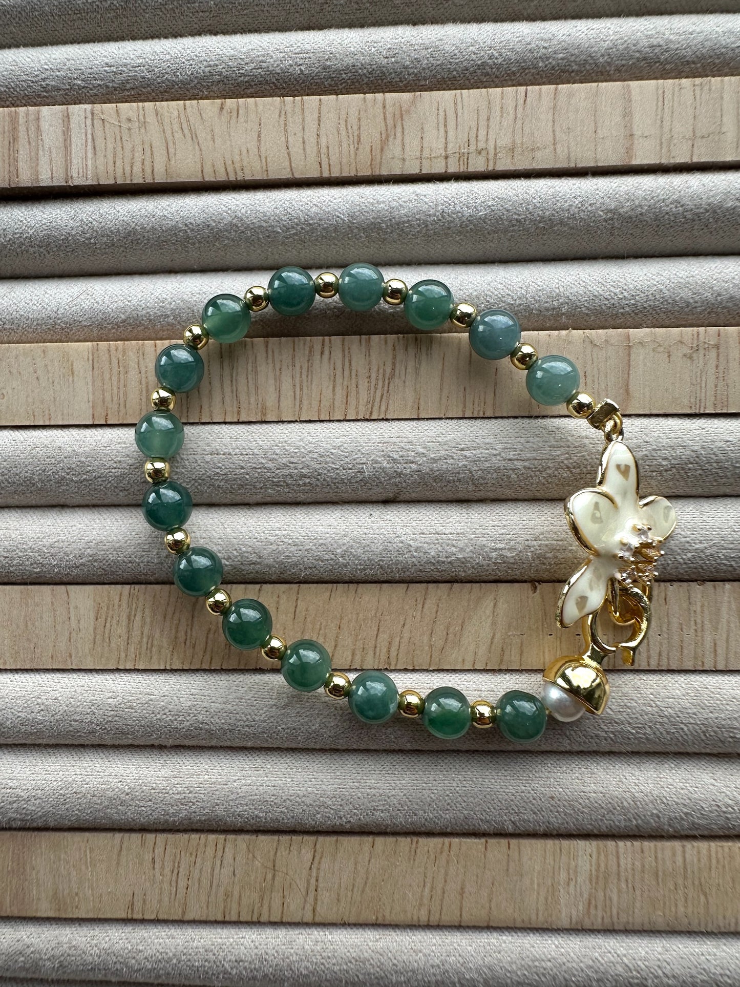 Jadeite Flower Bracelet