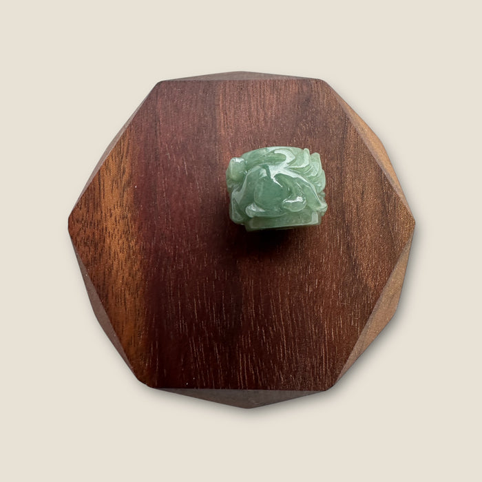 Green Rat Barrel Jadeite Necklace