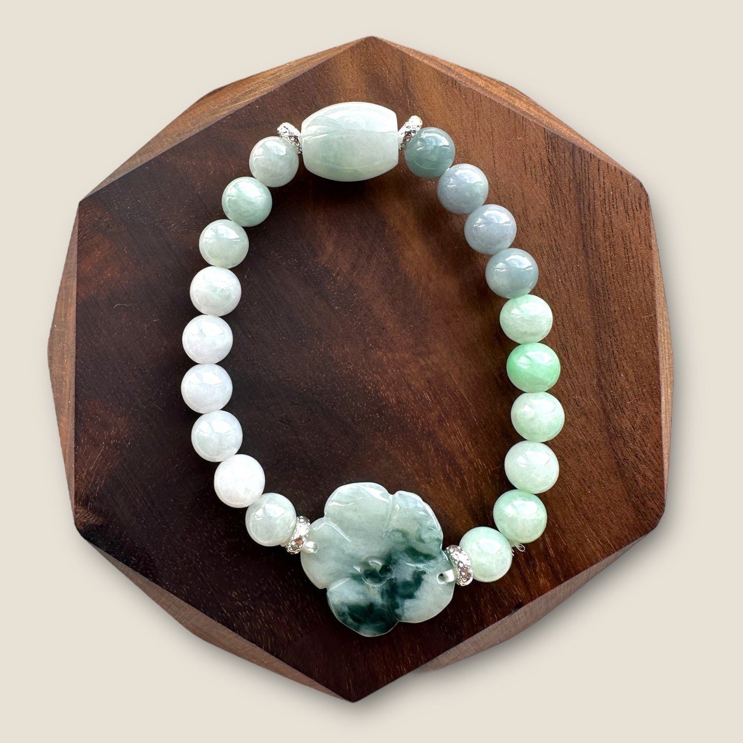 Flower Barrel Jadeite Bracelet