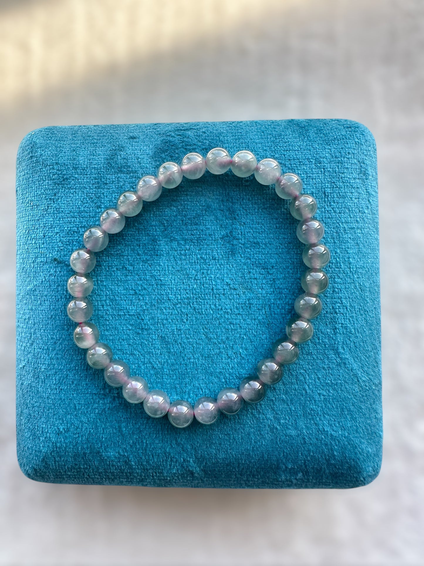 Guatemala Purple Jadeite Bead Bracelet