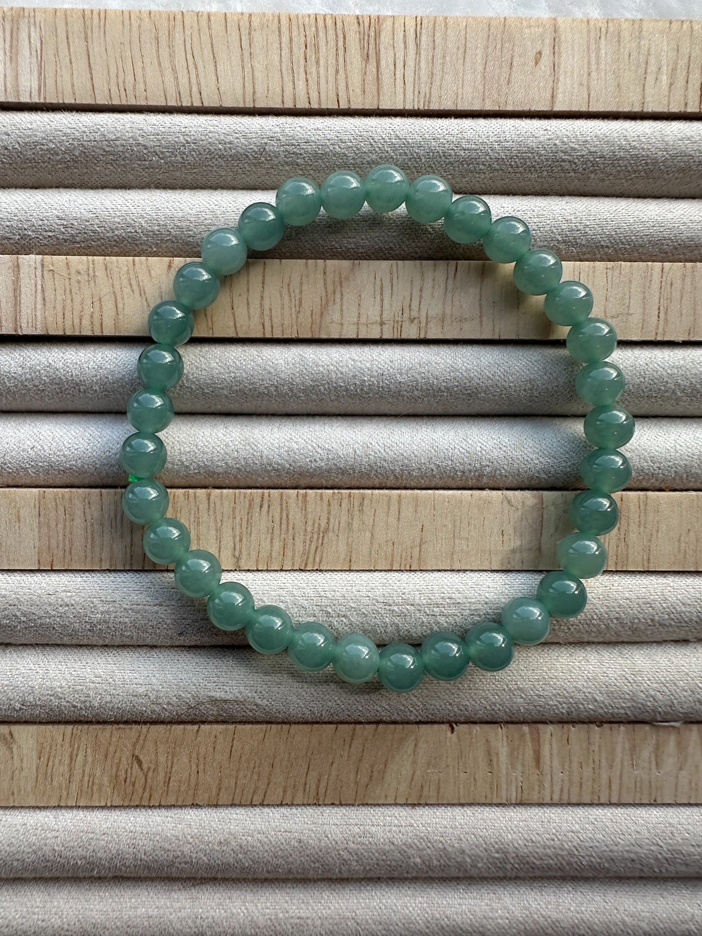 Guatemala Green Jadeite Bead Bracelet