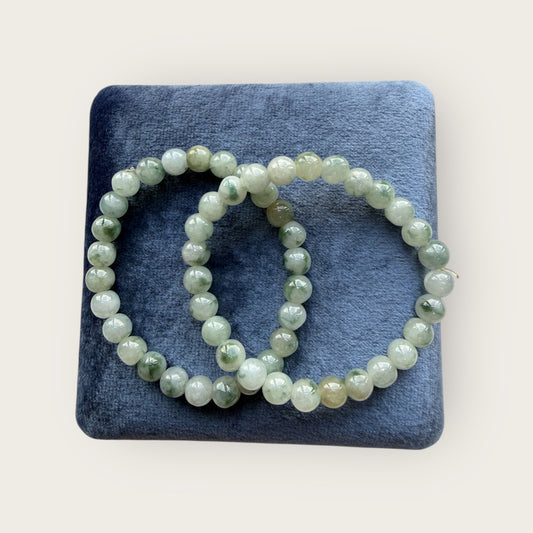 White Green Floating Flowers Jadeite Bead Bracelet