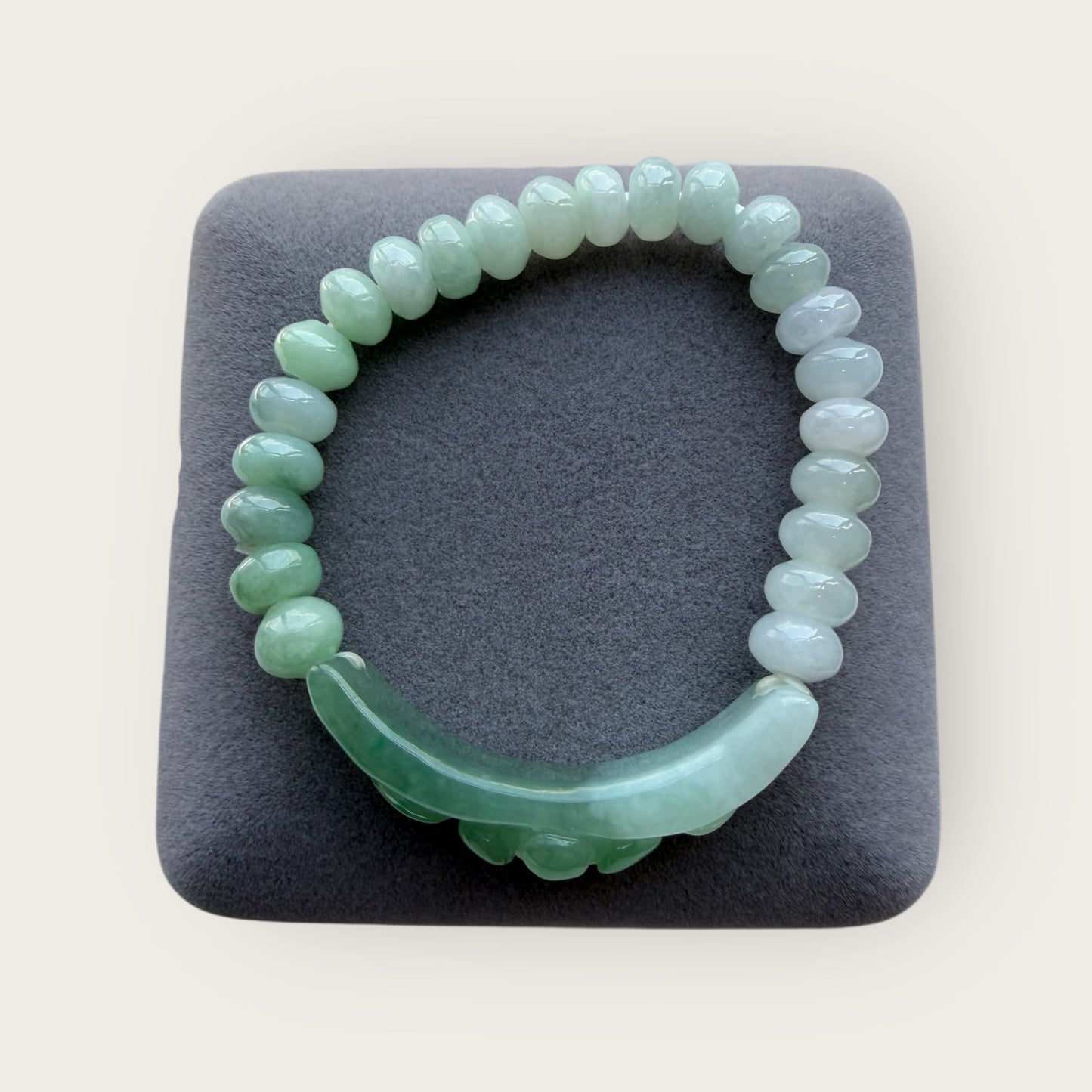 Green White Lotus Jadeite Shoupai Bead Bracelet