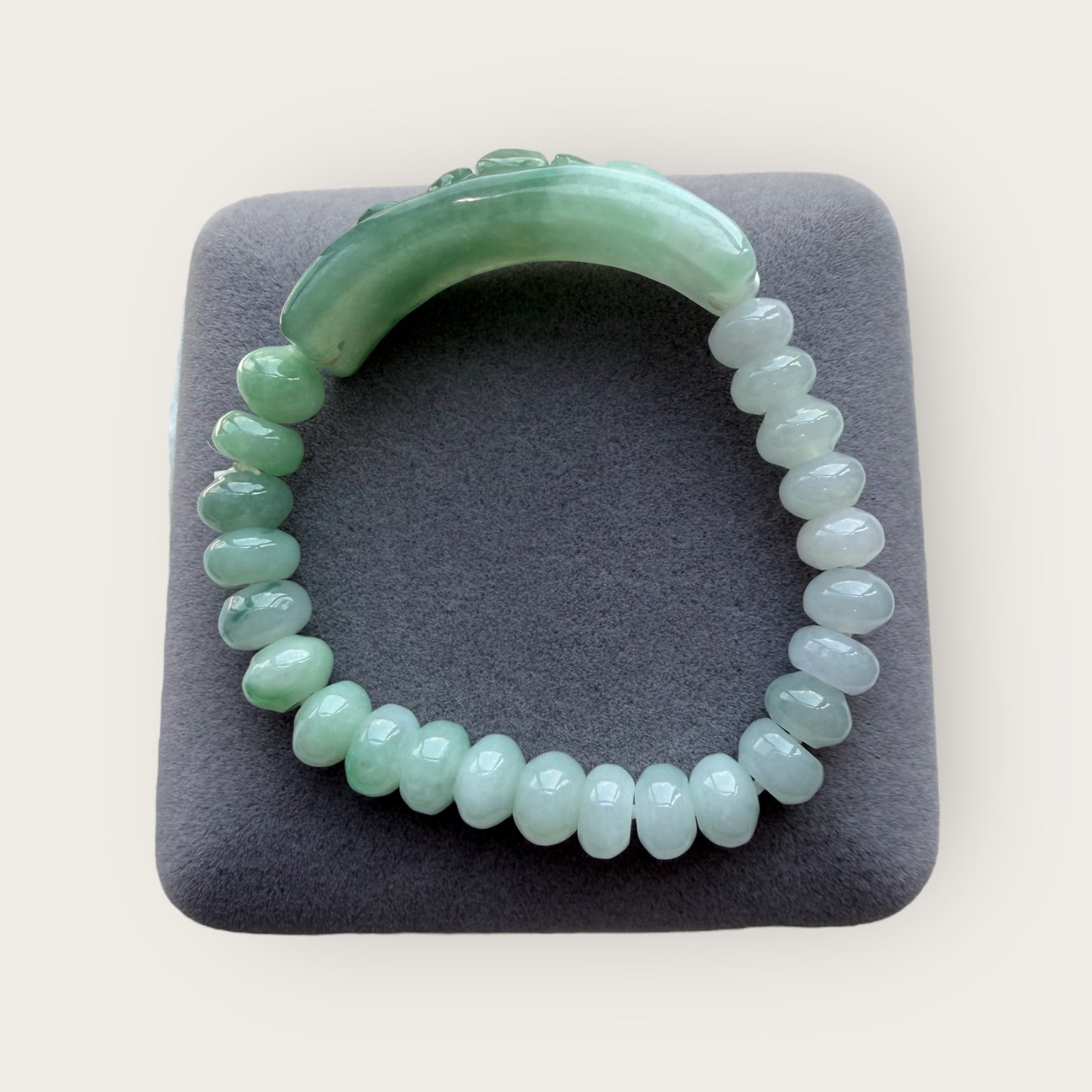 Green White Lotus Jadeite Shoupai Bead Bracelet