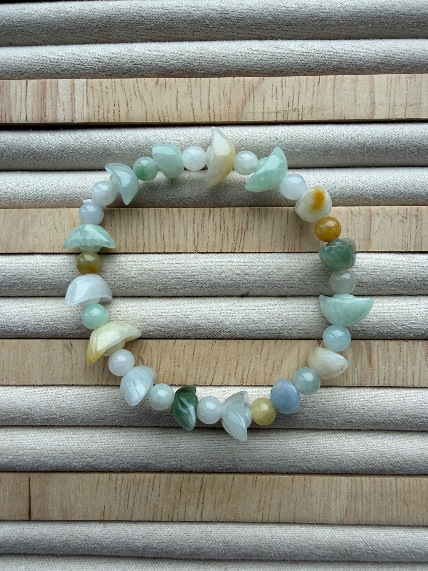 Ingot Jadeite Bead Bracelet