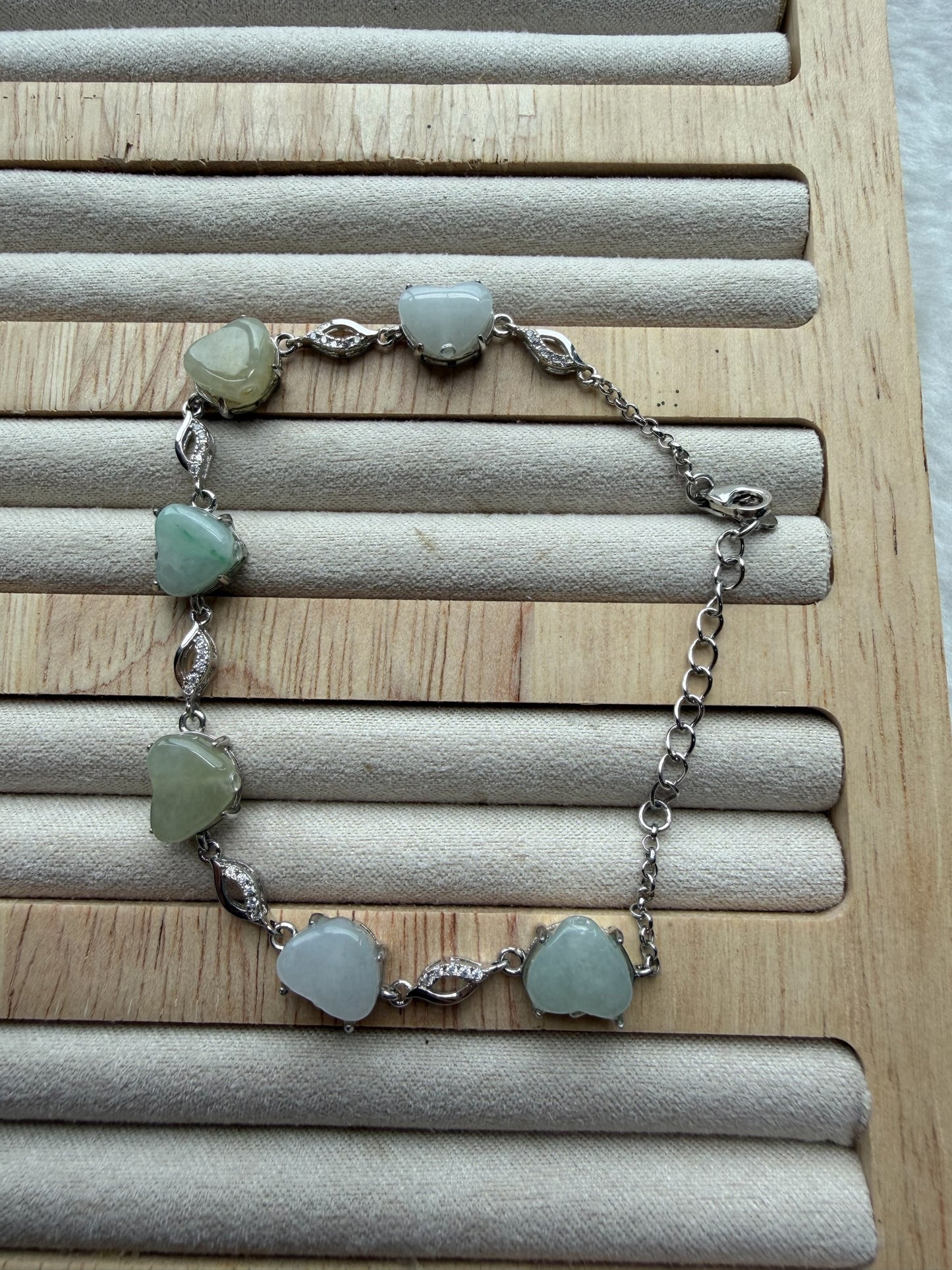 Hearts Jadeite Bracelet