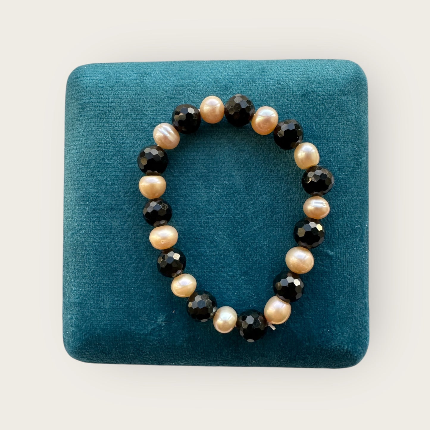 Faceted Omphacite Jadeite Pearl Bracelet