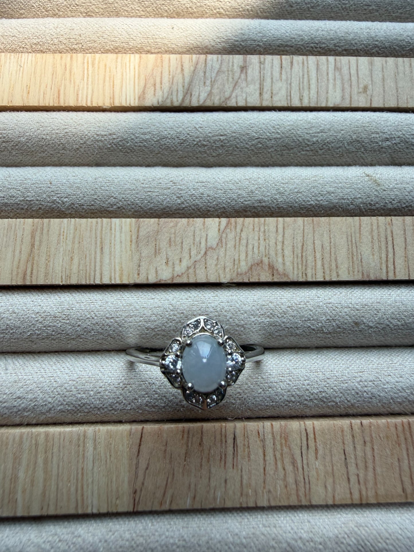 Purple Jadeite Flower Ring