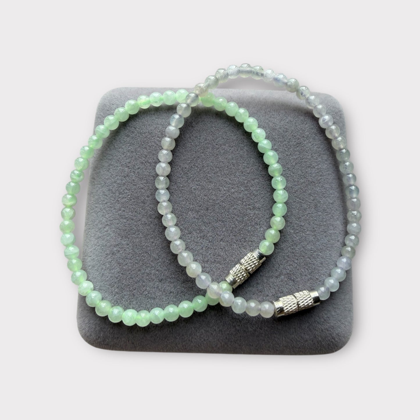 Dainty Jadeite Bead Bracelet