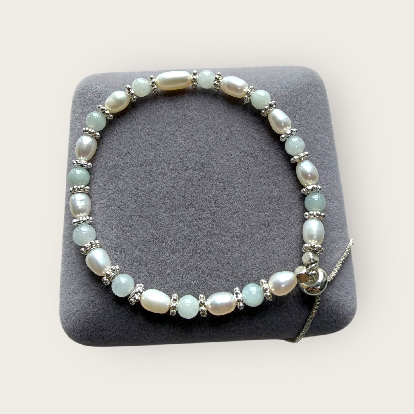 Jadeite Pearl Bracelet - Adjustable