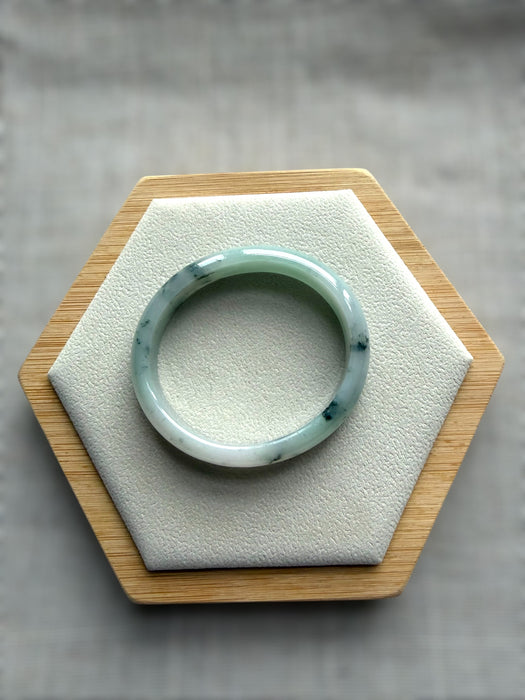 Oval Jadeite Bangle