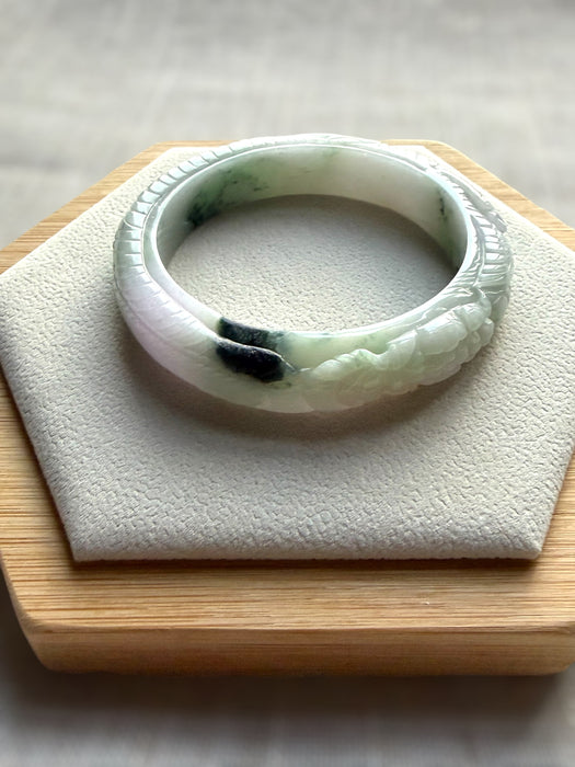 Carved Jadeite Bangle Set