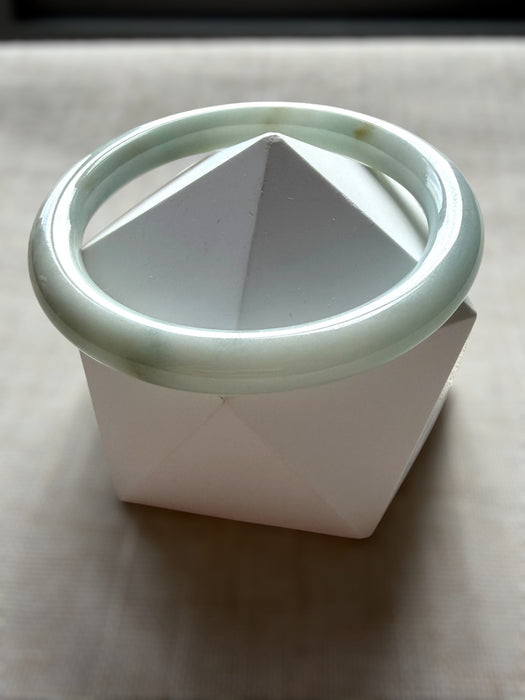 Green Jadeite Bangle