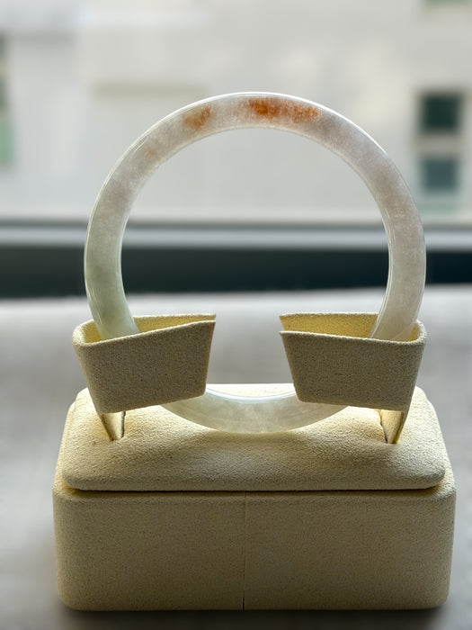 White Sajin Jadeite Bangle